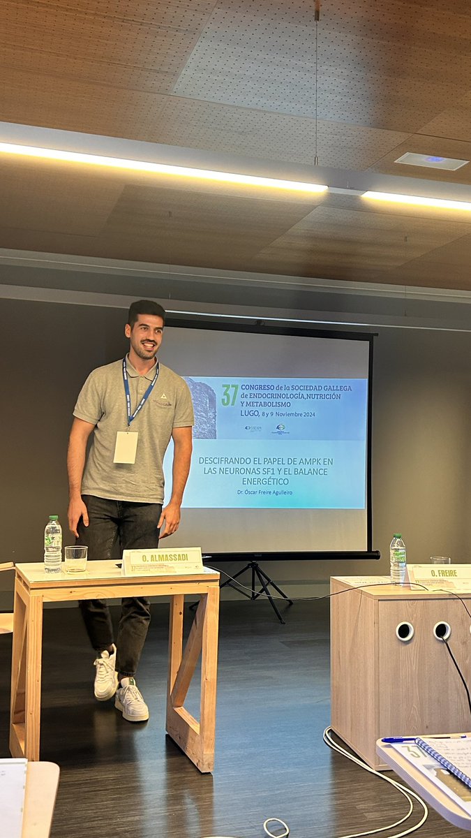 Oscar Freire 
AMPK en neuronas SF y balance energético 
seguimos con el nivel de las sesiones traslacionales #sgenm2024 <a href="/cimususc/">CiMUS</a> <a href="/idis_research/">Instituto de Invest. Sanitaria de Santiago (IDIS)</a>