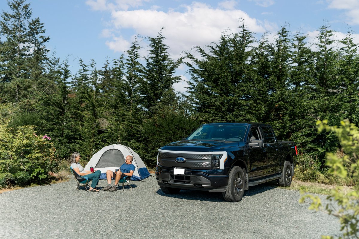 Ford Quebec tweet media