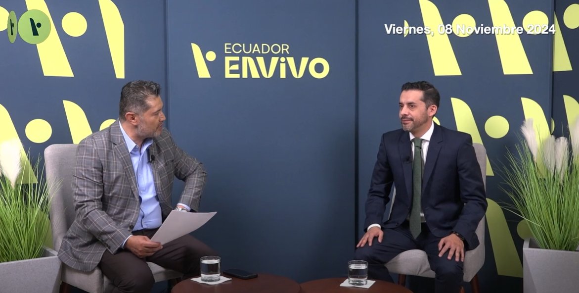 amchamec's tweet photo. 🇪🇨🇺🇸 Iván Ortiz, Vicepresidente de #AMCHAMEcuador, fue entrevistado por Freddy Paredes en @ecuadorenvivo sobre el estado y futuro de las relaciones comerciales entre Ecuador y Estados Unidos. ¡No te lo pierdas! Mira la entrevista completa aquí: https://t.co/L90Pg8rkf4 https://t.co/mm82QNCBzg