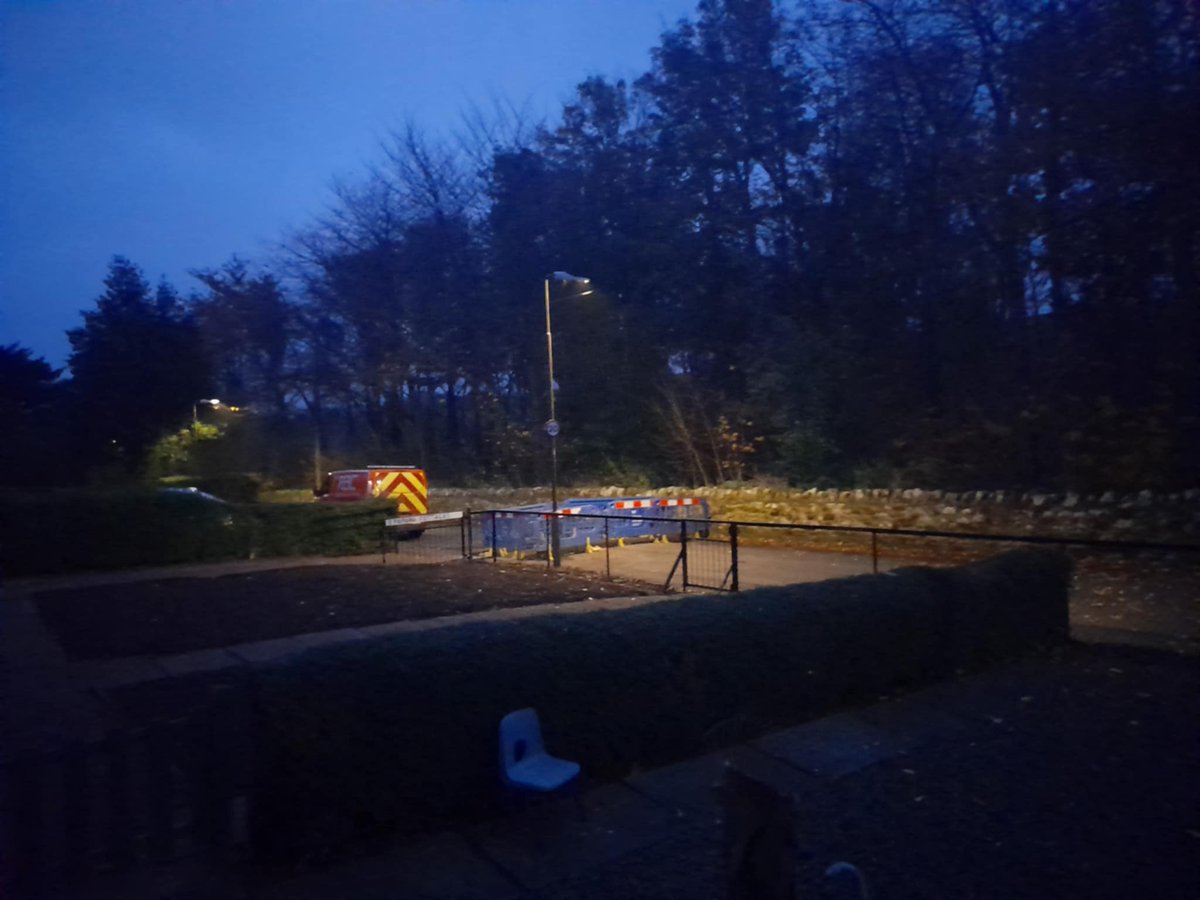 loneranger_86's tweet photo. @scottish_water can you please explain how I'm ment to get into my house since the road has bn dug up with no warning and now no sign off workmen surely they should put road plates down if they r not working. Let's hope I don't need any emergency services. Eh41 4ln!! https://t.co/cafkkZwcNy