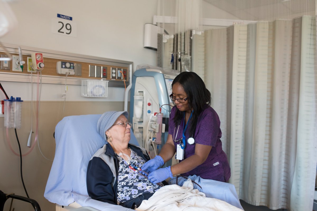 HRHealth_'s tweet photo. DYK: Effective blood management can lead to better surgical results and quicker recoveries!
Our team uses different strategies throughout each stage of care to minimize blood loss and enhance blood production to promote a healthier recovery. #PBMAW2024 #SABMPBMAWARENESSWEEK https://t.co/NBswBJl7y6
