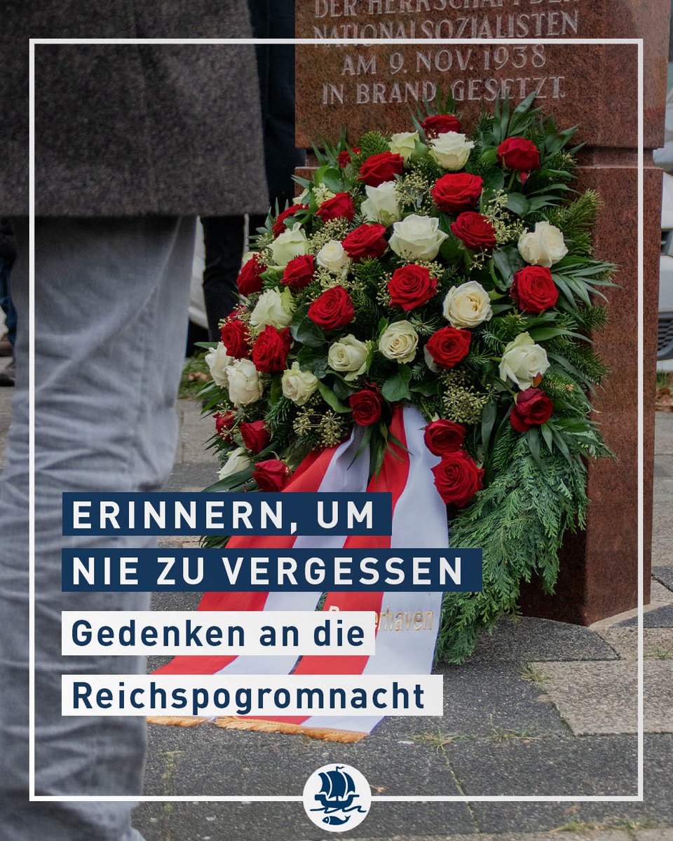 bremerhaven_de's tweet photo. Heute gedenkt Bremerhaven der Opfer der Reichspogromnacht 1938. 🕯️ Die Kranzniederlegung und die Worte von Dr. Beate Porombka und Landesrabbiner Teitelbaum mahnen uns: Der Kampf gegen Hass und Ausgrenzung bleibt unsere Verantwortung. 🫶

#Bremerhaven #NieWieder #Gedenktag https://t.co/mudg4wNK5b