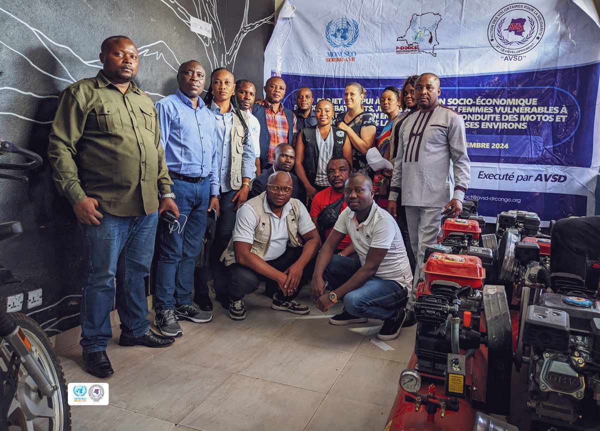 avsdrdc's tweet photo. Le bureau #AVSD a eu l'honneur d'accueillir aujourd'hui, au sein de ses installations, une délégation composée de représentants de la #MONUSCO (section DRR-S/CVR), de la #PDDRC-S Nord-Kivu et de la #PDDRC-S Kinshasa. Cette visite s'inscrit dans le cadre du suivi de l'implémentation du projet d’appui à la réinsertion socio-économique des ex-combattants, des jeunes à risque et des femmes vulnérables, axé sur la formation en conduite et réparation de motos et tricycles à Goma et dans ses environs.
L’objectif principal de la visite était de faire le point sur l’évolution des activités du projet et de s’assurer de la bonne poursuite de sa mise en œuvre. À cette occasion, la délégation a pu visiter les kits liés au projet.
Lors des échanges, les bénéficiaires ont exprimé leur entière préparation pour démarrer les activités de conduite et de réparation. Après avoir suivi une formation complète, ils se sont déclarés prêts à mettre en pratique les compétences acquises.
Ce projet, qui vise à favoriser l’insertion socio-économique durable des bénéficiaires, se poursuit grâce à l'engagement des différentes parties prenantes. Le bureau AVSD demeure résolu à soutenir ces initiatives afin d'améliorer les conditions de vie des jeunes et des femmes vulnérables dans la région.
Peace is everyone's business.
https://t.co/ax2jVAjVjh
@MONUSCO @pddrcs @PDDRCSNK