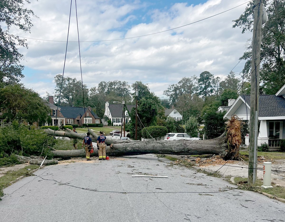 MuniAssnSC's tweet image. November Uptown: l.masc.sc/1124Helene

Hurricane Helene made landfall and tore a path inland through Georgia, South and North Carolina becoming one of the most destructive and deadly hurricanes to hit the U.S. Read how cities and towns are recovering.