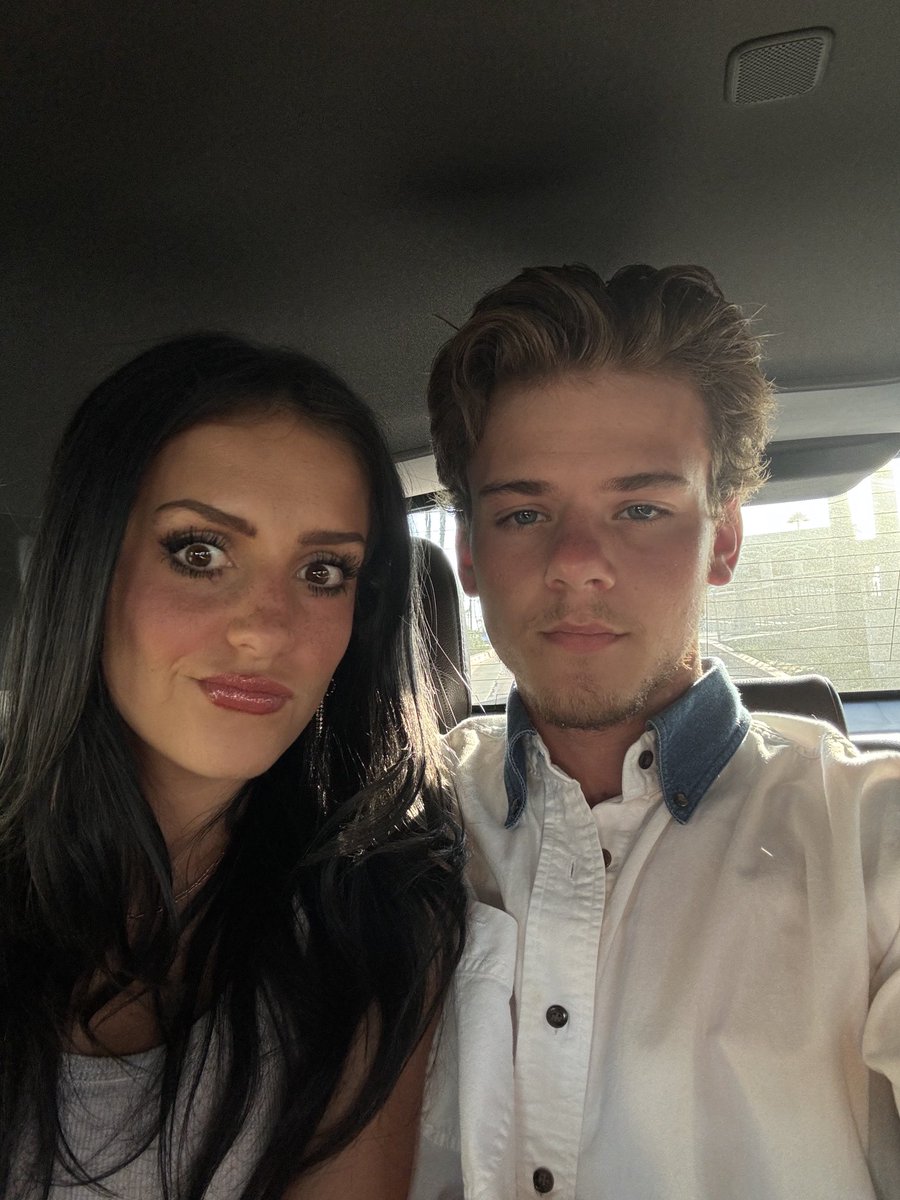 Isabella Moody tweet media