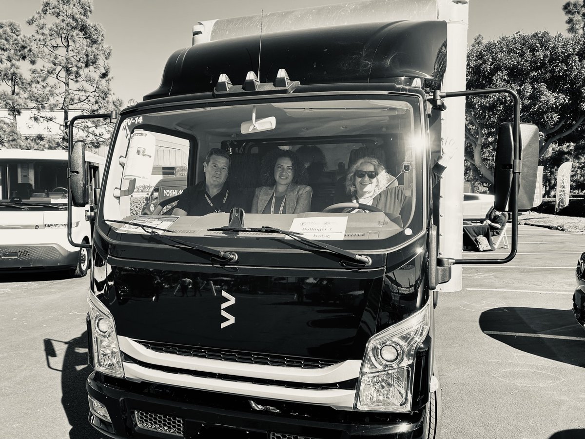 bollingermotors's tweet photo. The first stop on our SoCal Road Show was a success! This week, we had such a great time at the #FleetForwardCon. We showed off the all-new Bollinger B4 and got attendees behind the wheel to experience the Bollinger difference firsthand in our all-electric, class 4 powerhouse. https://t.co/rBIlwsTVso