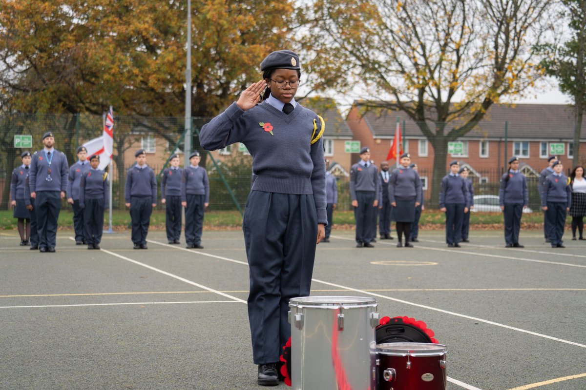 MatrixAcademyT's tweet photo. We extend our gratitude to the Lord-Lieutenant for honouring us with his presence at the Matrix Remembrance event this morning. A special thank you to all CCF contingents for their meaningful participation and dedication.
#RemembranceDay #MatrixCCF https://t.co/3LY3ofluEM