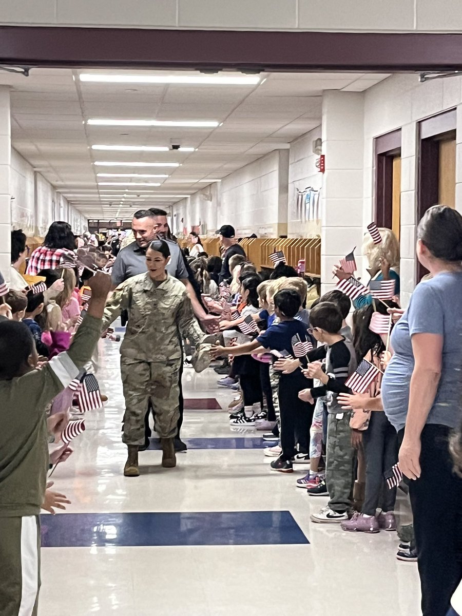 Luce Elementary School tweet media