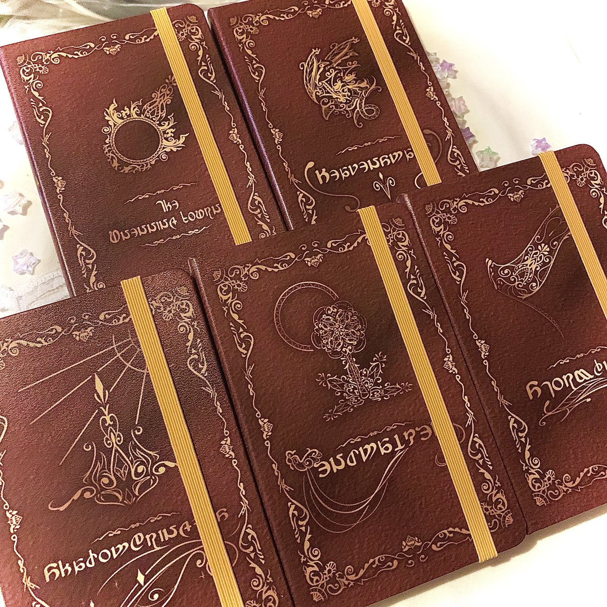 MMomentliveart's tweet image. [♻️/❤️=🫶]
FFXIV expansion themed notebooks are back! 
If you've missed previous rounds of orders now is the time to grab one!
🔗👇