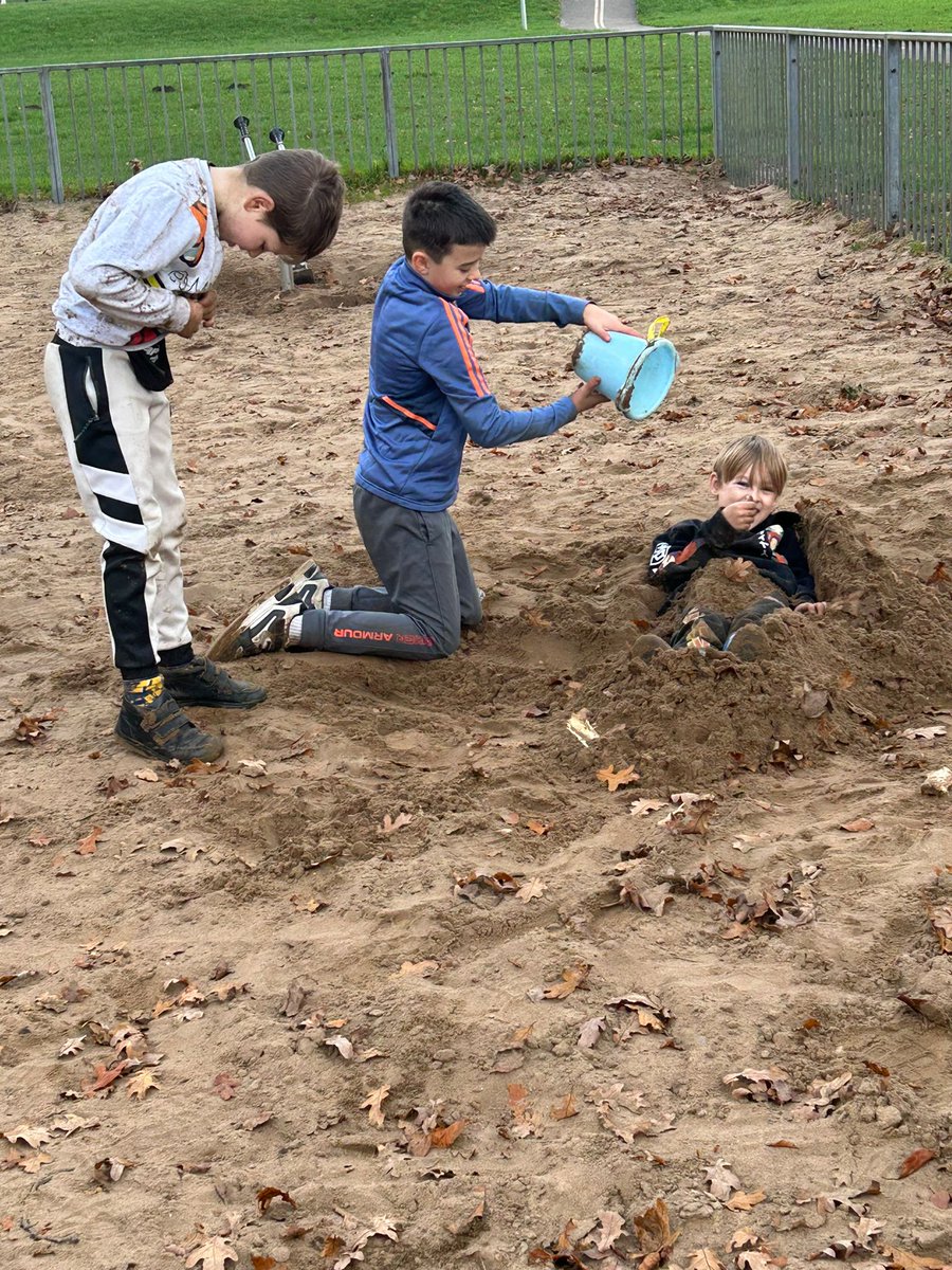 A lovely morning burying each other and laughing on the swings. Who said you can't bring a bucket and spade to the park in November! 😄 #socialskills #peerplay #ks2 #nurture #primary #thisisap @Head_TheHeights