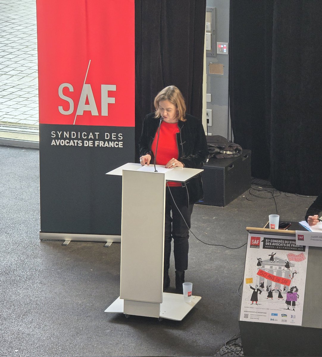 Je suis présent à Nantes au 51e congrès du <a href="/syndicatavocats/">Le SAF</a>, pour fêter ses 50 ans 🎂.

Plus que jamais, les combats sont importants. La rigueur et la pugnacité du SAF sont plus que jamais indispensables ! 

Les avocat.e.s remplissent une mission sociale de défense des citoyennes