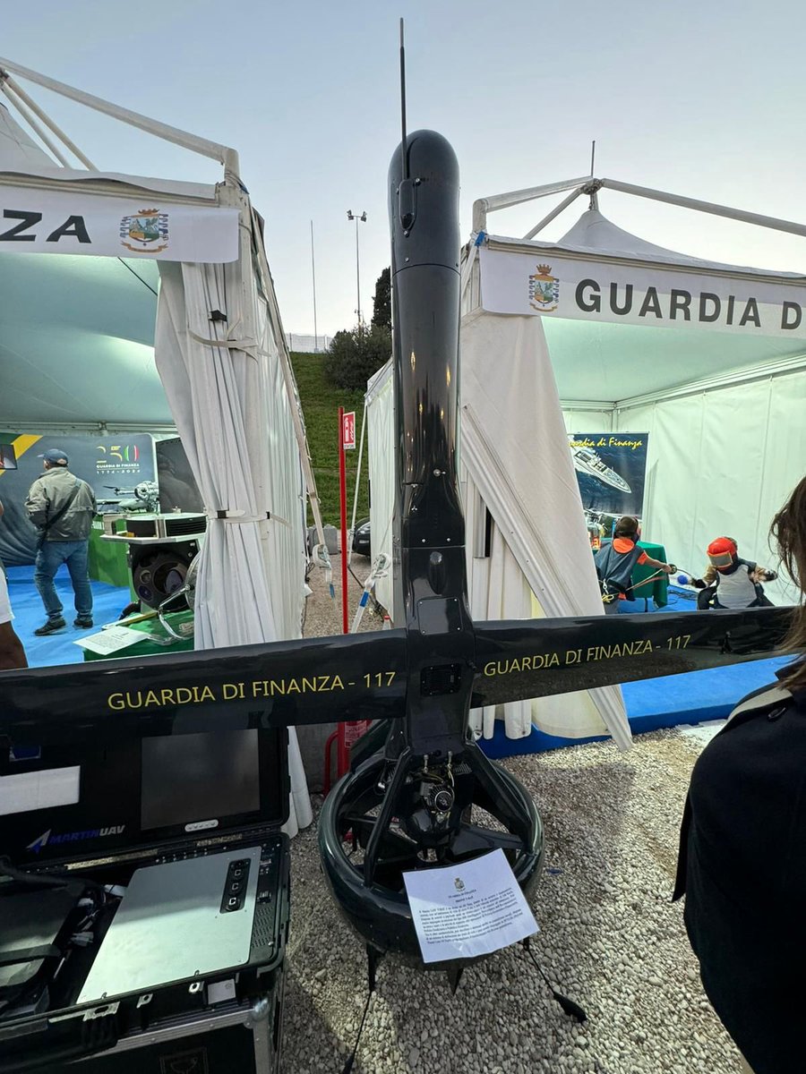 shieldaitech's tweet image. Bongiorno, V-BAT!
 
Italy&apos;s Guardia di Finanza’s custom black V-BAT was on display earlier this week at Rome’s Defense Village, where the @MinisteroDifesa hosted an event that showcased innovative defense technology. In honor of #ItalianArmedForces Day, Shield AI is proud to…