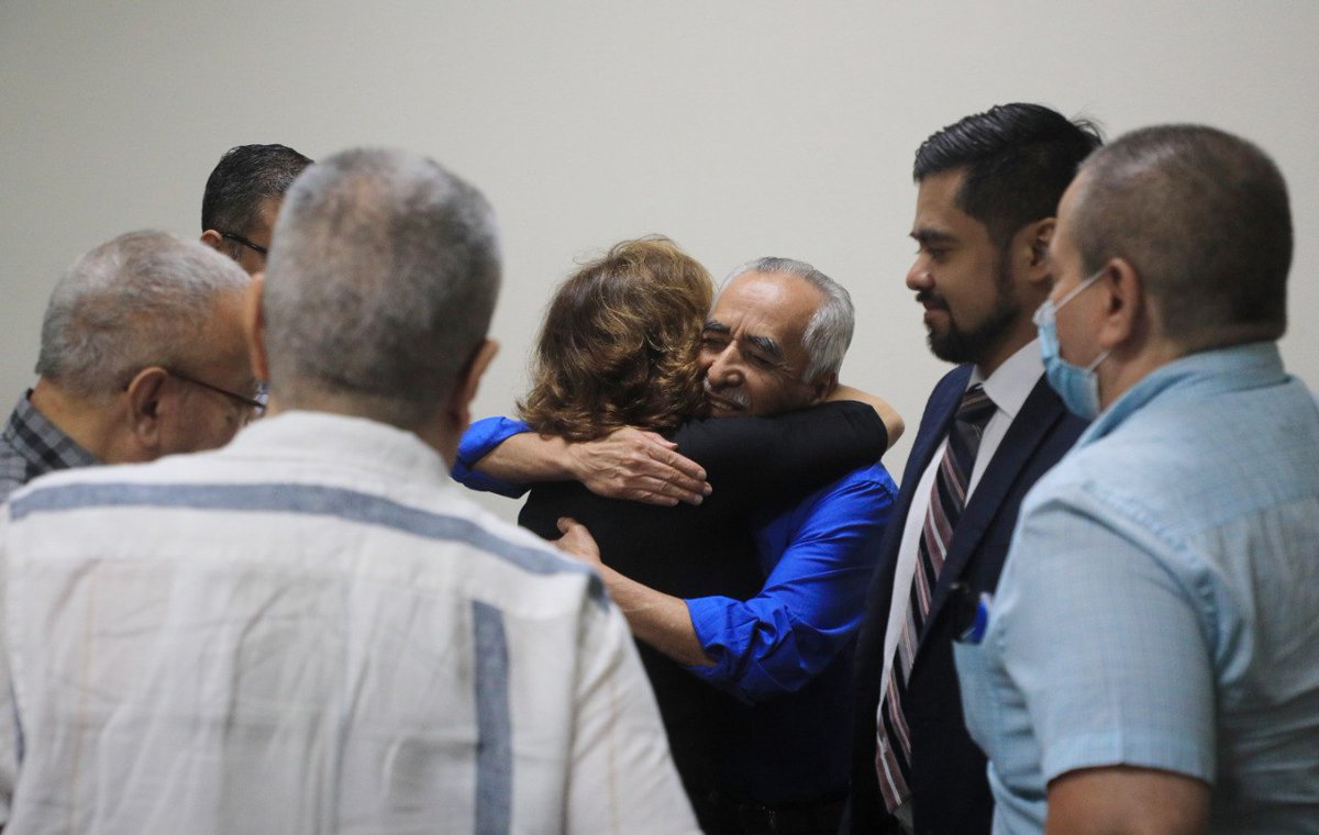 #DePaís | La exprimera dama en gobierno del FMLN, Vanda Pignato, fue condenada a tres años de  cárcel por simulación de delitos en el caso Saqueo Público, en el que ella y otros exfuncionarios de la gestión del prófugo, Mauricio Funes, eran acusados de desviar más de $351