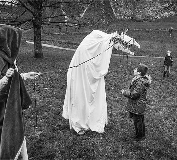 Happy 1st of December!
The Mari Lwyd is coming....
#FolkloreSunday #Christmas