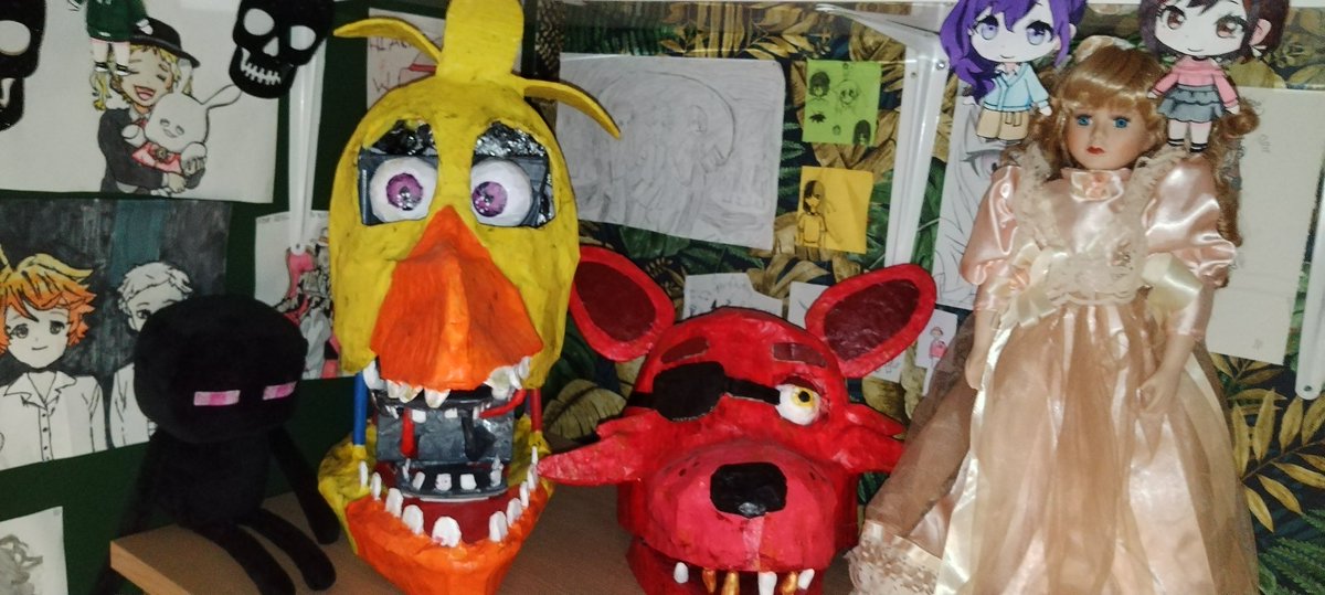 goofycat43's tweet photo. my two finished foxy and withered chica heads!! c: not posted anything in a long time lol
#FNAF https://t.co/HWG5cIGQKj