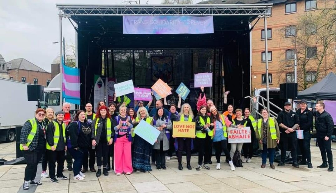 Danielle Roberts (@danirni) on Twitter photo A reminder that around 70% of <a href="/unisontheunion/">UNISON - UK's largest union</a> members are women. Women's conference in 2022 passed a motion for trans equality was unanimously. My own C&V branch has supported <a href="/transprideni/">Trans Pride NI</a>. Our union is trans inclusive in policy and practice. #ULGBTplus24 unison.org.uk/news/article/2… A reminder that around 70% of <a href="/unisontheunion/">UNISON - UK's largest union</a> members are women. Women's conference in 2022 passed a motion for trans equality was unanimously. My own C&V branch has supported <a href="/transprideni/">Trans Pride NI</a>. Our union is trans inclusive in policy and practice. #ULGBTplus24 unison.org.uk/news/article/2…