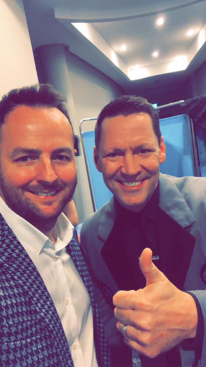 RobertmizzellF's tweet photo. Photo of Jim Devine and Robert Mizeell at The Fairways Hotel, Dundalk as past of Jimmys weekend 🎶💙 #RobertMizzell #JimDevine #FairwaysHotel #Dundalk https://t.co/3FzWS2Ih7Q