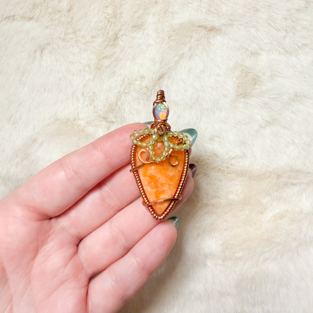 mildhippie's tweet image. The 3 carrot pendants for todays shop update 🧡🥕

make sure you set an alarm so you don’t miss out!

5pm pst / 6pm mst / 7pm cst / 8pm est