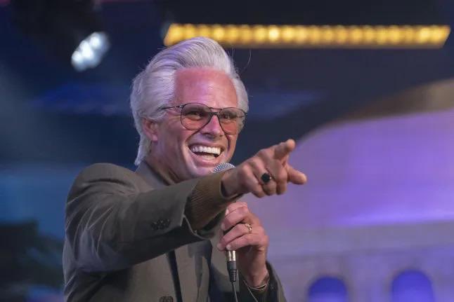 When this man showed up