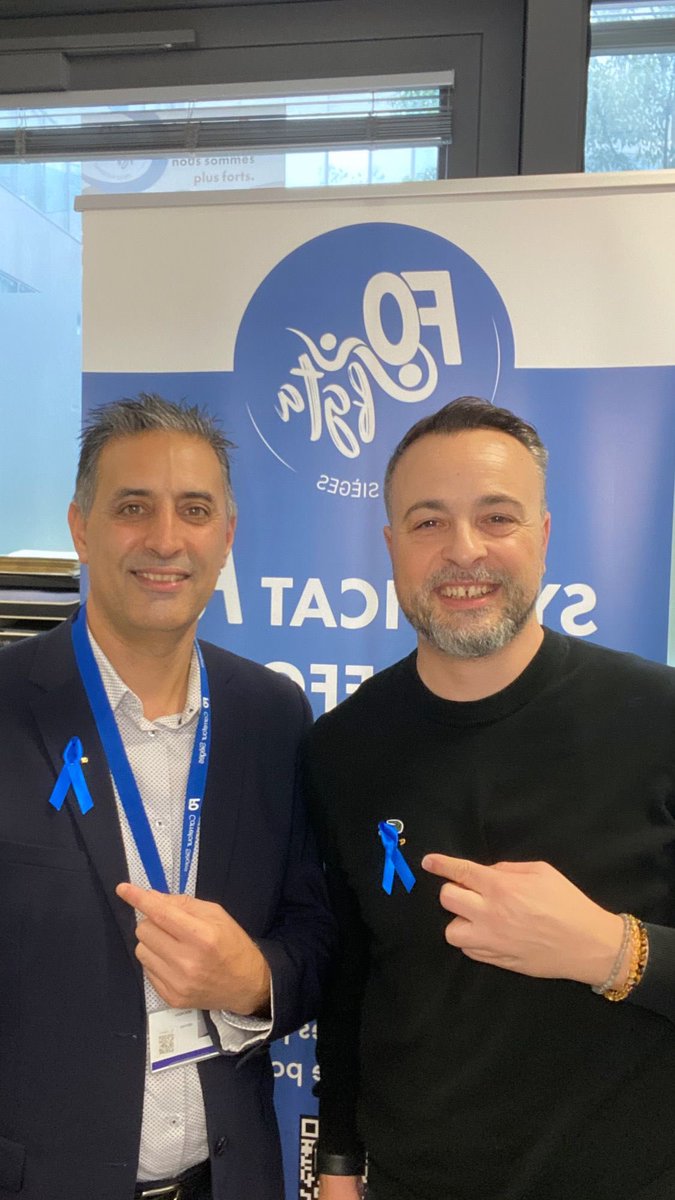 BencheikhHimmad's tweet photo. #Novembre Bleu, mobilisation pour le depistage des #cancers #masculins 

#droits #respect #accords #conditiondetravail #sante #salaire #avantages #securite #vie #liberte #tousensemble #teamfocarrefour #grandedistribution #branche #motivation https://t.co/QSU6rasT89
