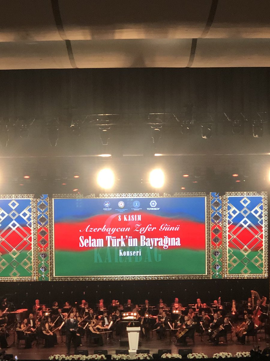 fuatgurel76's tweet photo. 8 Kasım Can Azerbaycan’ın Zafer Günü kutlu olsun. 
Karabağ’ın yeniden Azerbaycan’a kazandırılması zaferinin 4. yıldönümü  kutlu olsun. 
“ Selam Türk’ün Bayrağına Konseri” 🇦🇿🇹🇷🇦🇿🇹🇷🇦🇿🇹🇷 https://t.co/XxlLo9TJpZ