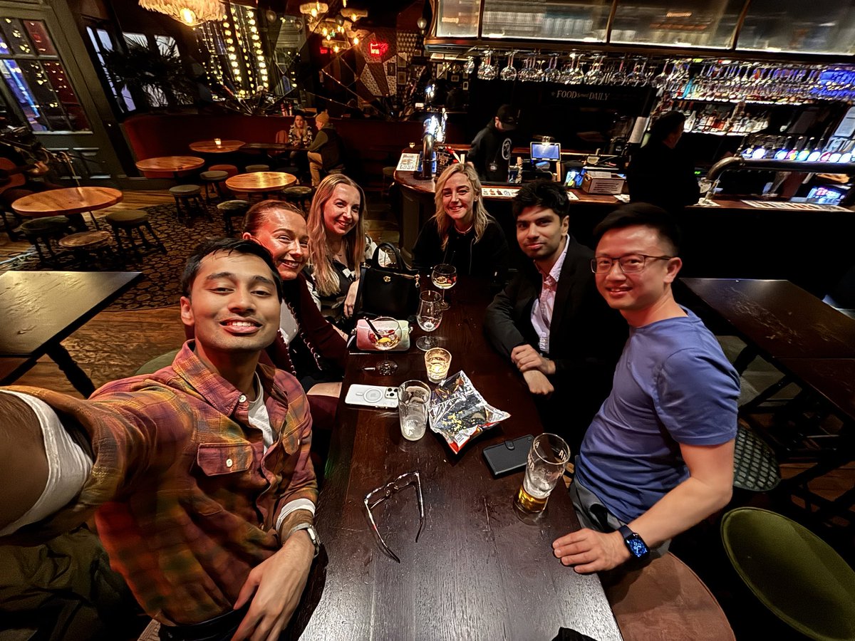 dr_TJadhav's tweet photo. Lastly I met up with some of the best colleagues , nay friends, I’ve had the pleasure to work with! The biggest plus! https://t.co/yqB6t6UZ0X