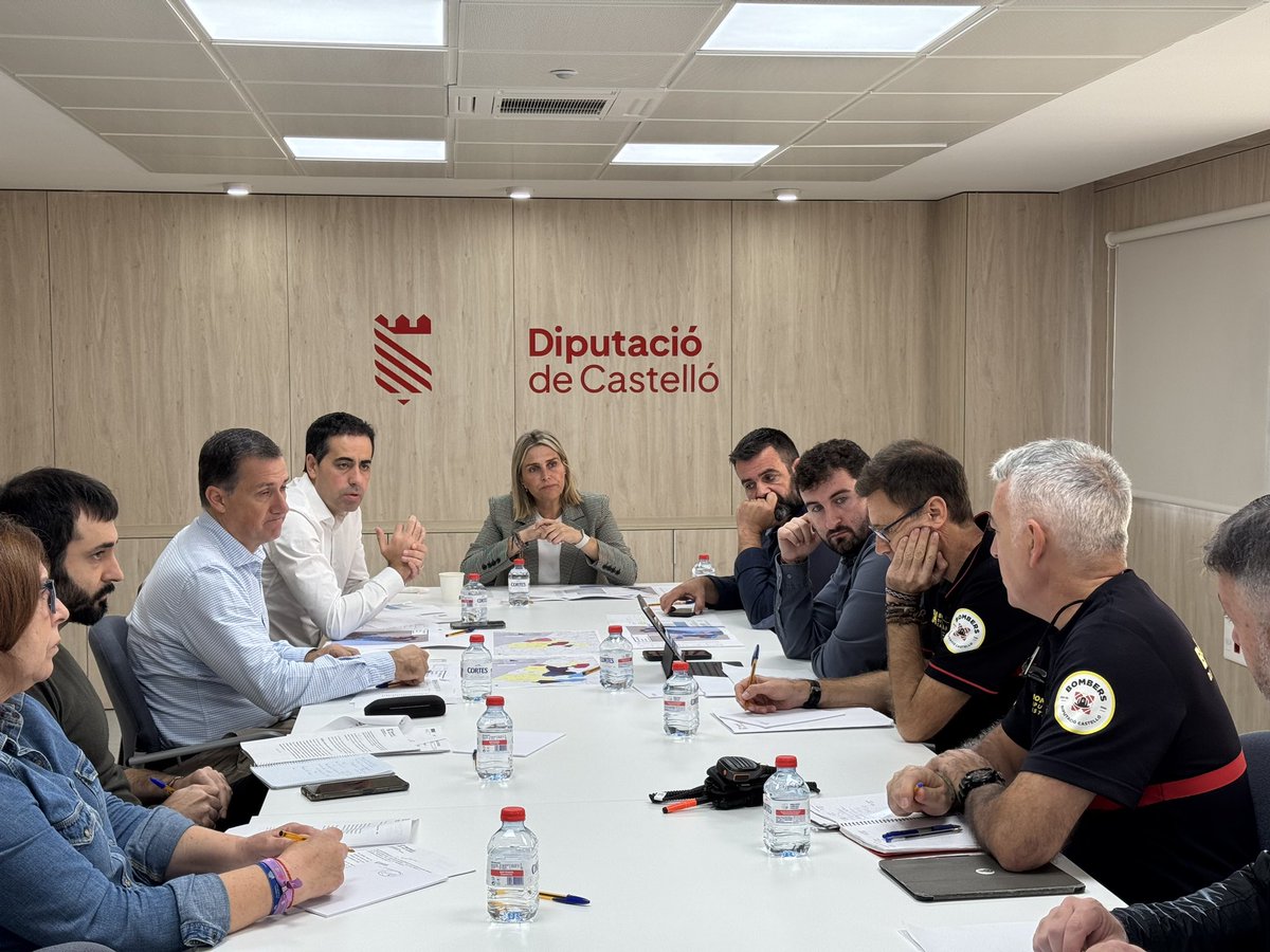 popularescs's tweet photo. 🔵 Desde el gobierno del PPCS en la Diputación, solicitamos al Consell y al Gobierno de España incluir a 33 municipios de Castellón afectados por la DANA en las ayudas urgentes. 

Trabajamos para reparar daños, proteger nuestras localidades y garantizar que nadie quede atrás. https://t.co/pttipztCbB
