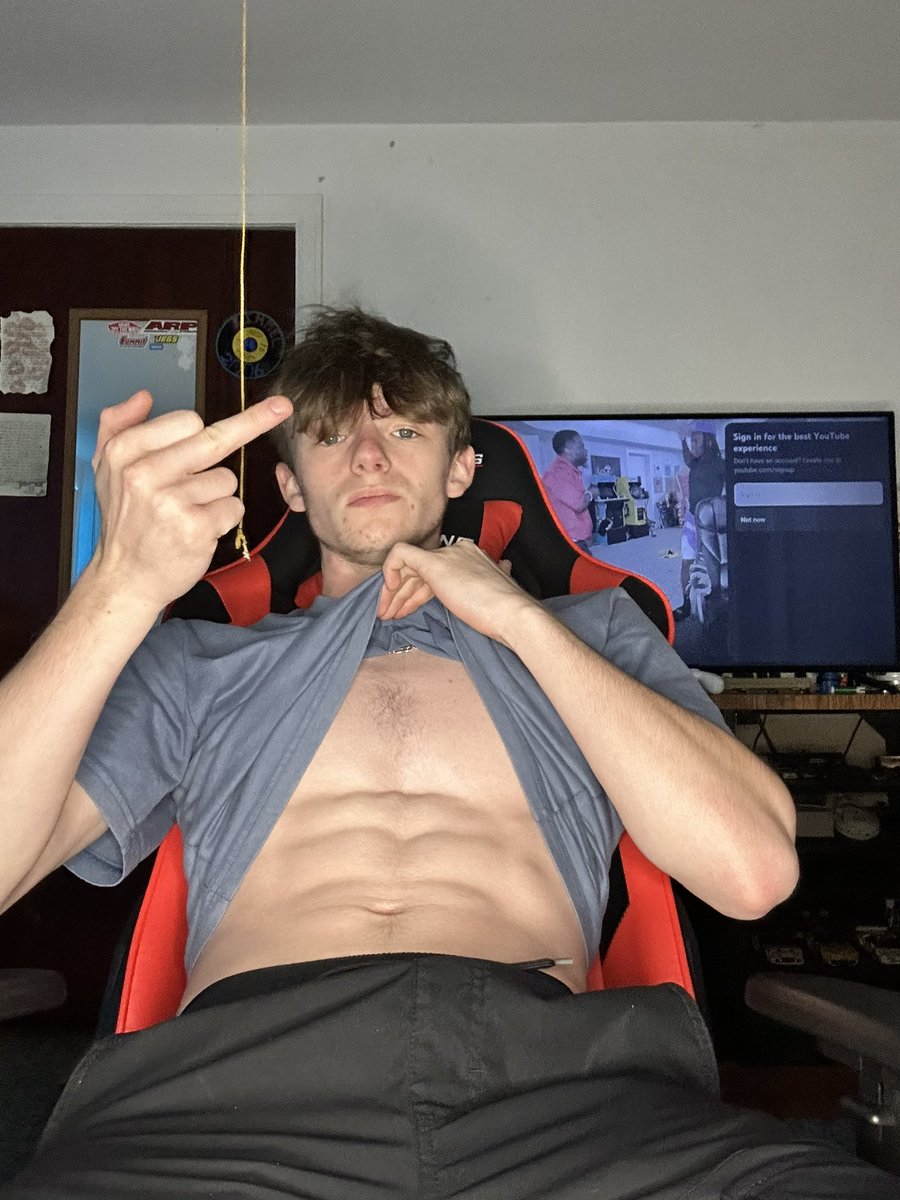 masterj69605's tweet photo. Sup u worthless f@g$ master ready to dominate and destroy those weak little minds and wallets so do the right thing for u and kneel before ur almighty god and worship these godly feet just the way u we’re meant to now get in them DMS 
(DMs-open 24-7)
#cashdrain #dominate https://t.co/7o5wBJWVx1
