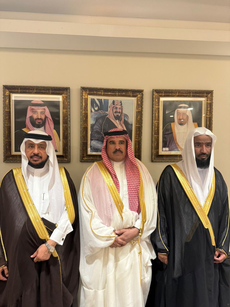 KSAembassyIND's tweet photo. أقام سعادة القائم بأعمال سفارة المملكة في جمهورية الهند الاستاذ جدي بن نايف الرقاص حفل عشاء احتفاء بفضيلة إمام وخطيب المسجد النبوي الشيخ د عبدالله بن عبدالرحمن البعيجان، ومعالي نائب الأمين العام لرابطة العالم الإسلامي الدكتور عبدالرحمن الزيد. https://t.co/9tnz9W7bqU