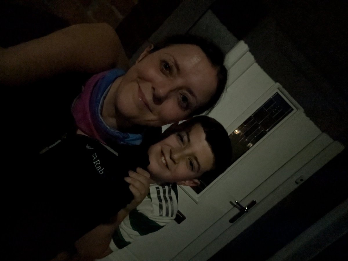 Justacarehomeg1's tweet image. Had to take a day off yesterday as both knees jiggered but back on #timetorun for @ParkinsonsUK today and managed another 2.5 miles with the Seanster. Wasn&apos;t feeling like it tonight but the wee man and the tartan leggings spurred me on 💙