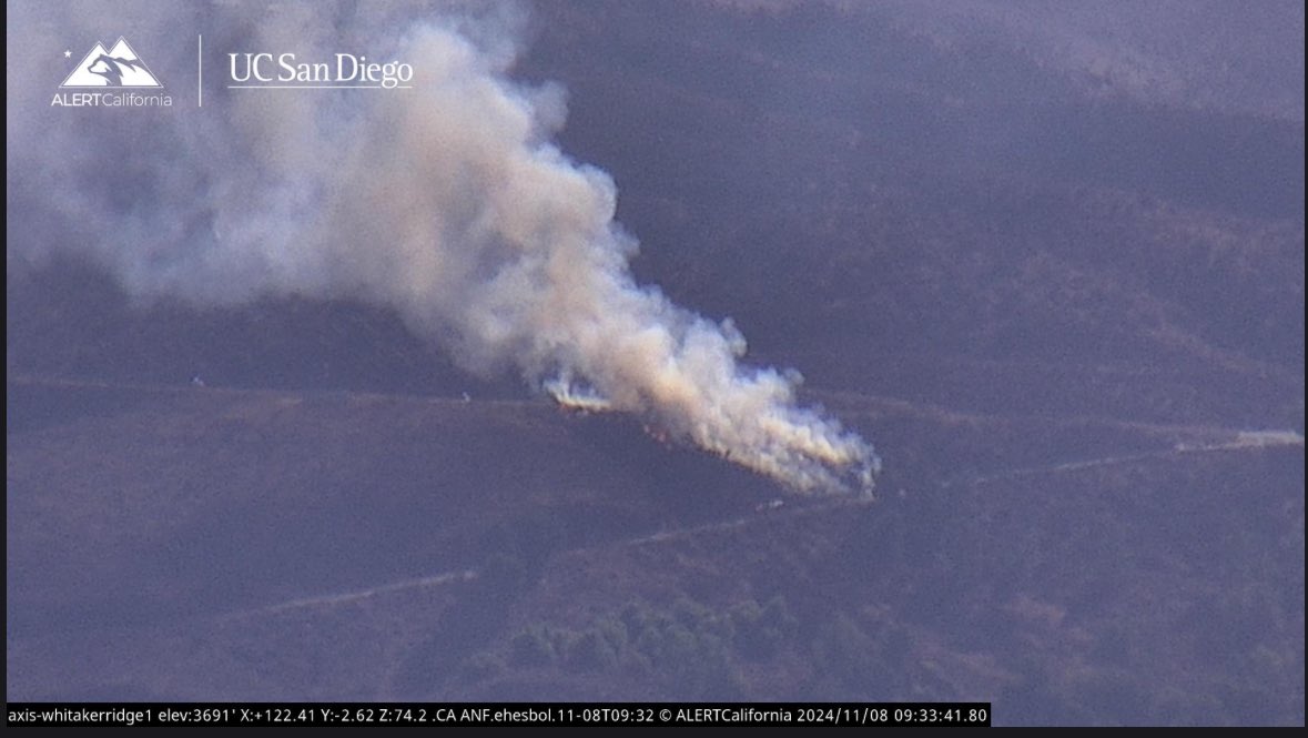 ImIntoFires's tweet photo. Canceling fixed wing will be able to handle with 1 copter and 2 hand crews. #EmberFire https://t.co/2K7aWxtxs9