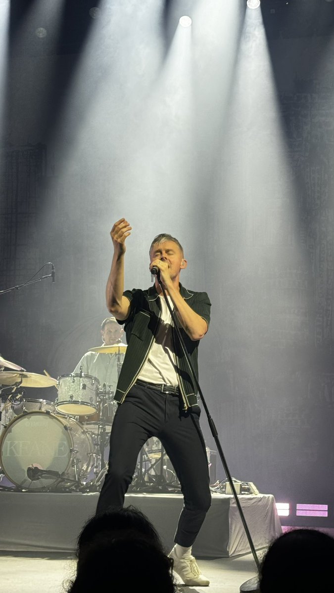 1taldeclari's tweet photo. O show da minha vida 🥹 
Best show ever! ✨ 

Thanks @keaneofficial 

#Keane https://t.co/i9UXHvjUSw
