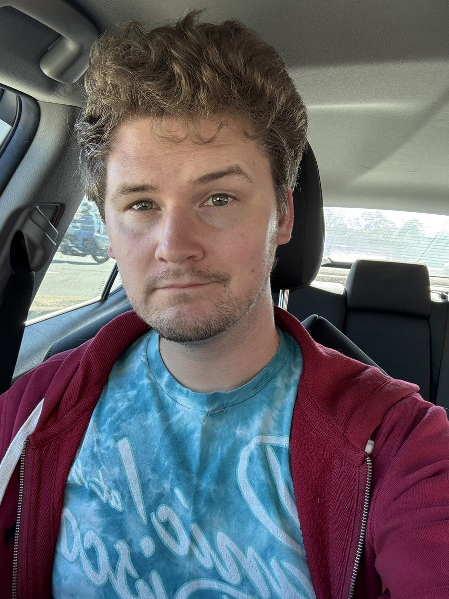 jbugsy14's tweet photo. Before and after my gay powers were restored https://t.co/1CNrnnLr5o