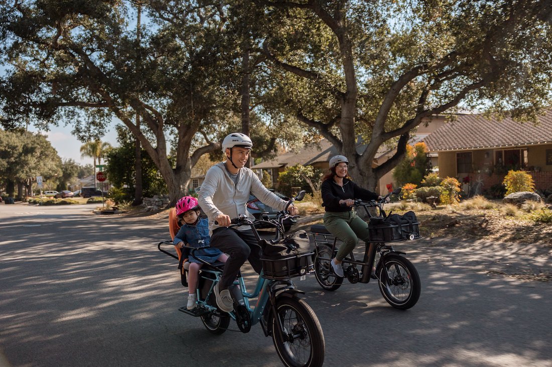RadPowerBikes's tweet photo. Life is better when you ride together! 🌍❤️ #RadFamily https://t.co/a5mw9Qc0TK