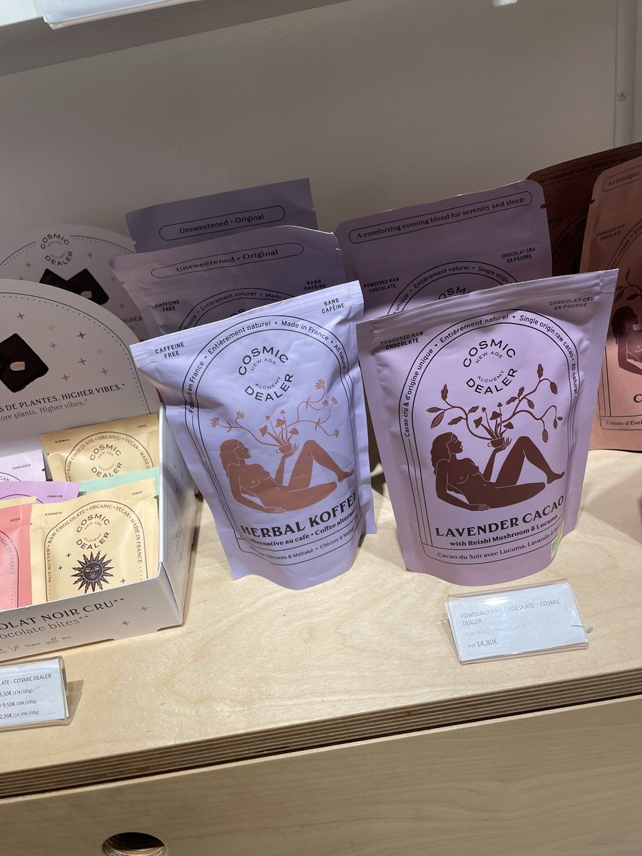 barcelonateka's tweet image. Today I’ve been in a cool shop of “clean” cosmetics All Yours. My big love there is tea. And also they have not a big it anyway collection of niche perfume. 
#barcelonatours #barcelonashopping 
#toursatelier #barcelona #barcelonaguide