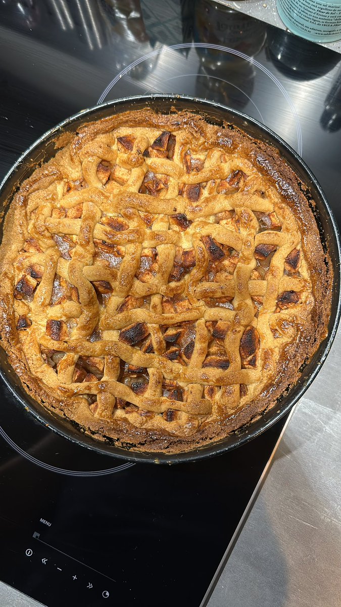 Ik heb een appeltaart gebakken geïnspireerd op Dalí?