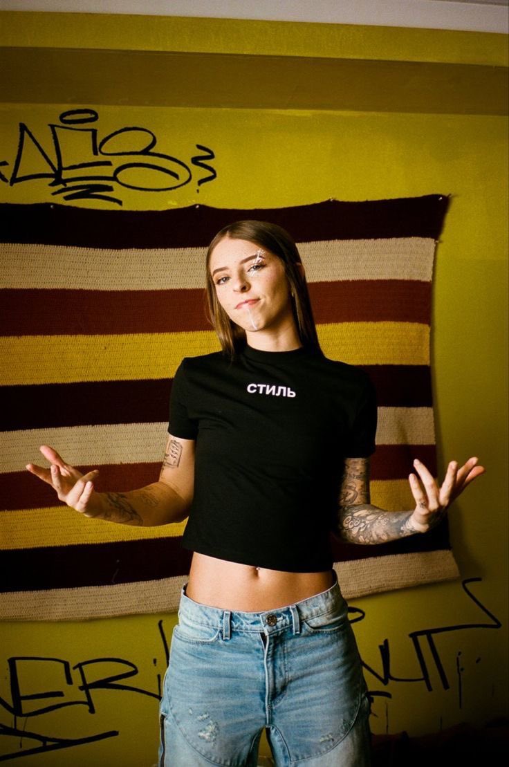 heyitsemmyr98's tweet photo. Feliz cumpleaños al amor de mi vida, HBD María Victoria, gracias por tu arte que tan feliz me hace.
My baby miko 💌
@itsyoungmiko
#babymiko #youngmiko #trapkitty #xoxotour https://t.co/638PifAIA0