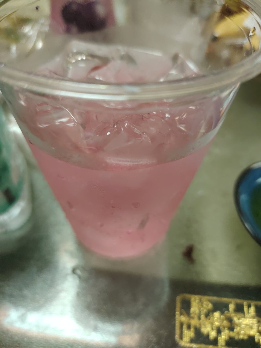 后来熬夜成瘾，终于习惯没人关心