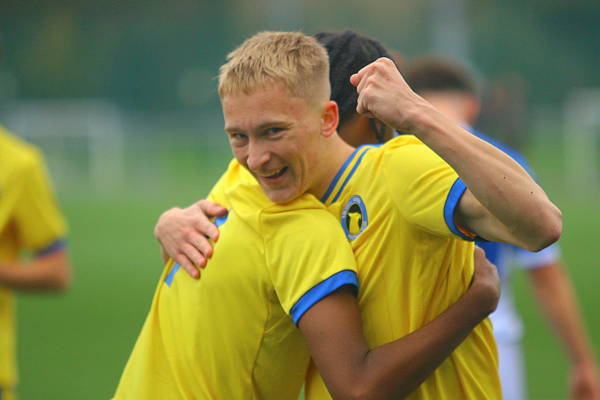 2-1 W over Chesterfield this afternoon. ✅