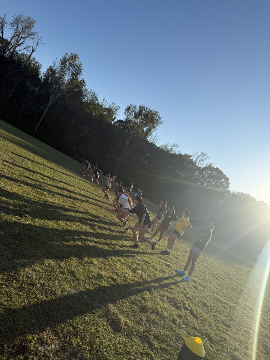 CH_girlssoccer's tweet photo. What a week of hard work and dedication! 33 players have chose to put in work to get ready for their upcoming season. #4WeeksTilSeason #LadyDogs #Cardio https://t.co/Mlssu9l9q0
