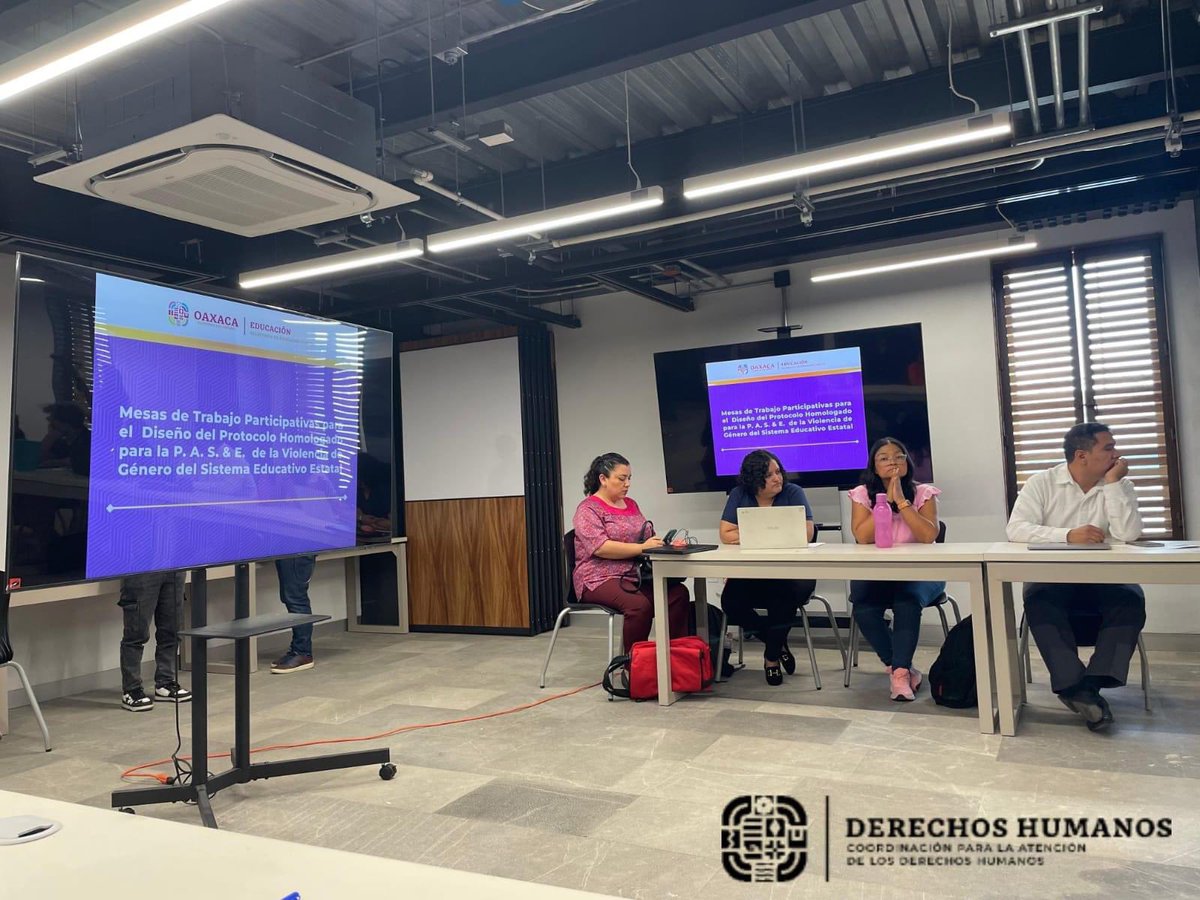 CADH_GobOax's tweet photo. El día de hoy, el equipo de la #CADH, asistió a la mesa de trabajo participativa para el diseño del Protocolo Homologado para la Prevención, Atención, Sanción y Erradicación de la Violencia de Género del Sistema Educativo Estatal https://t.co/wGv3clhUMf