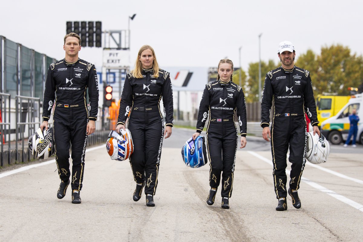 DS Performance (@ds_performance) on Twitter photo Jumping in the DS E-TENSE FE25 after <a href="/JeanEricVergne/">Jean-Eric Vergne</a> and <a href="/maxg_official/">Maximilian Günther</a>, <a href="/beitskevisser/">Beitske Visser</a> and <a href="/_jessedgar/">Jessica Edgar</a> had a strong session this afternoon, pushing their cars to the limit.
#DSautomobiles #DSPENSKE #WomenTest #MadridTest #ABBFormulaE Jumping in the DS E-TENSE FE25 after <a href="/JeanEricVergne/">Jean-Eric Vergne</a> and <a href="/maxg_official/">Maximilian Günther</a>, <a href="/beitskevisser/">Beitske Visser</a> and <a href="/_jessedgar/">Jessica Edgar</a> had a strong session this afternoon, pushing their cars to the limit.
#DSautomobiles #DSPENSKE #WomenTest #MadridTest #ABBFormulaE