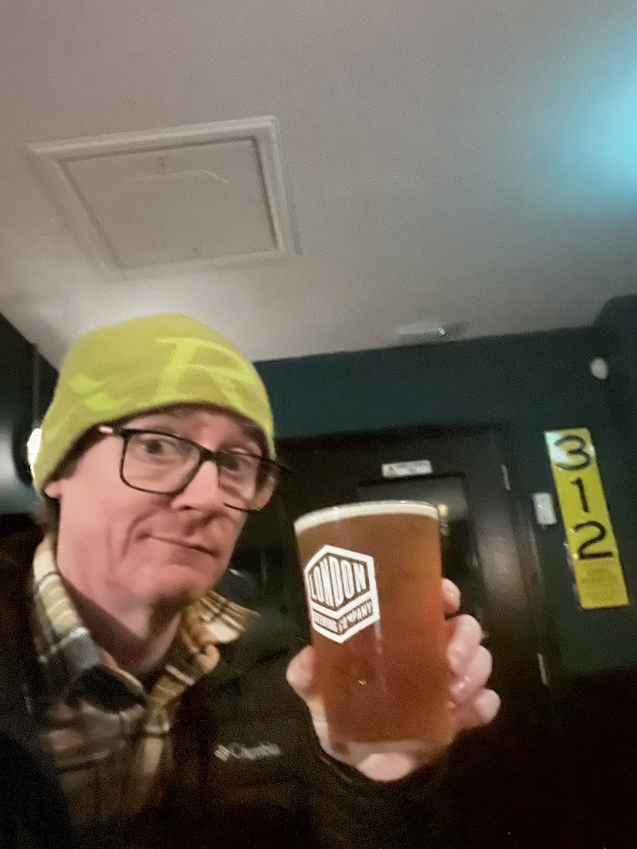 Preshowpint of <a href="/LondonBrewingCo/">London Brewing Co.</a> “Upright“ IPA in Bohemia, Finchley
