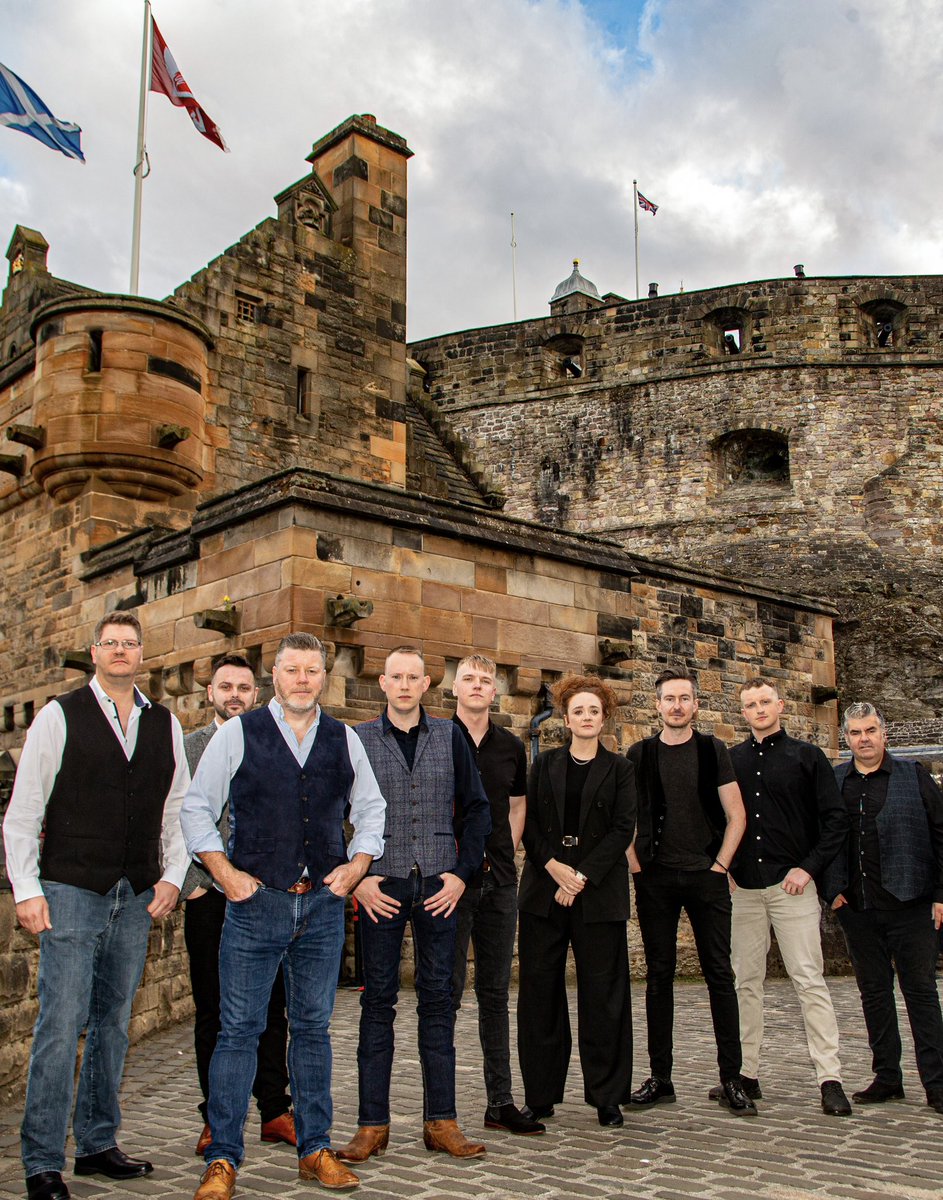 Skipinnish tweet media