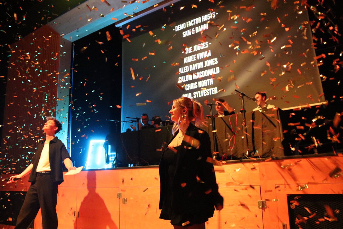Demo Factor (@demofactor) on Twitter photo Very proud moment for team DemoFactor today. Congrats <a href="/laurenreddz_/">Lauren Redfern</a> our 2024 winner landing shows on the brand new <a href="/BBCR1/">BBC Radio 1</a> Anthems. What a year from #SRACon to today! Also Big up <a href="/ChrissyCameron_/">Chrissy Cameron</a> and <a href="/tylerlselby/">Tyler Selby</a> also getting shows, all 3 have been part of DF! #InItToWinIt <a href="/SRA/">Student Radio Association</a> Very proud moment for team DemoFactor today. Congrats <a href="/laurenreddz_/">Lauren Redfern</a> our 2024 winner landing shows on the brand new <a href="/BBCR1/">BBC Radio 1</a> Anthems. What a year from #SRACon to today! Also Big up <a href="/ChrissyCameron_/">Chrissy Cameron</a> and <a href="/tylerlselby/">Tyler Selby</a> also getting shows, all 3 have been part of DF! #InItToWinIt <a href="/SRA/">Student Radio Association</a>