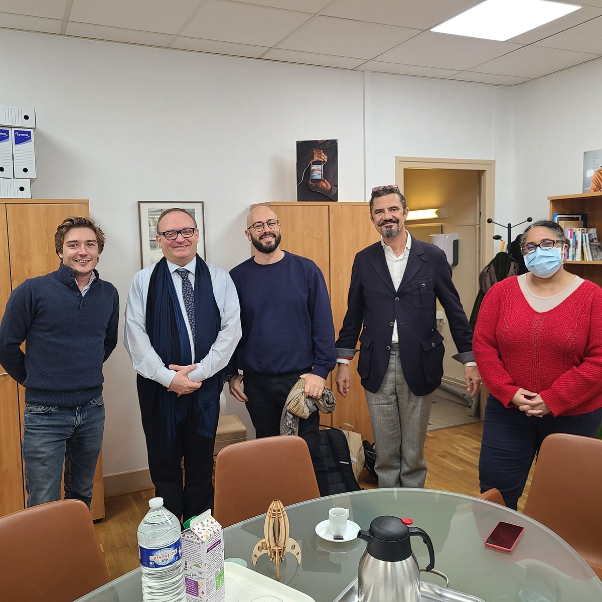 Lycée Léonard de Vinci : visite de M.Pierre Menuet, adjoint à M. Le Maire du xv ème ardt en charge de l'artisanat et du commerce : recentrer l'établissement sur le local. Un objectif idéal !