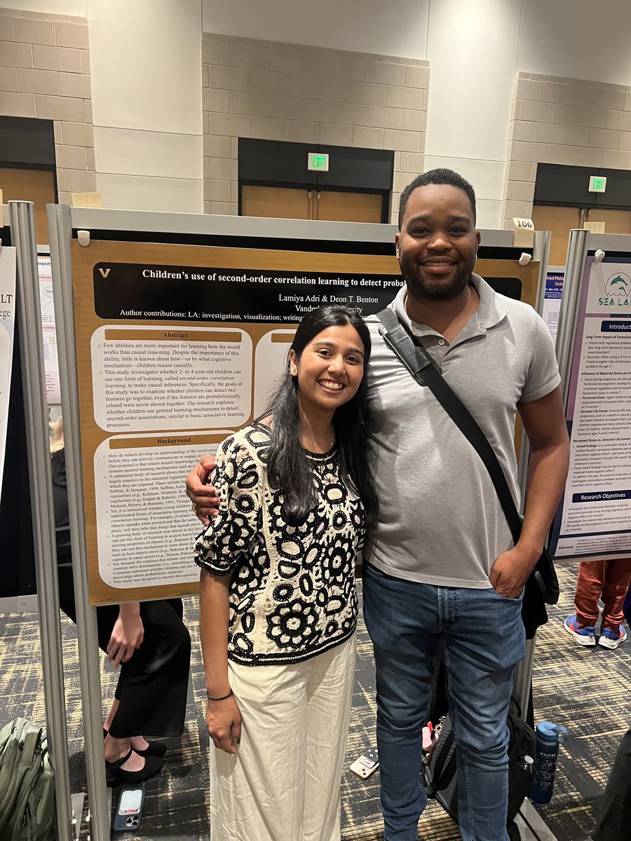 Congratulations to our research assistant Lamiya for presenting one of our lab’s research projects at the Undergraduate Research Fair this week! We are so proud of you 🫶