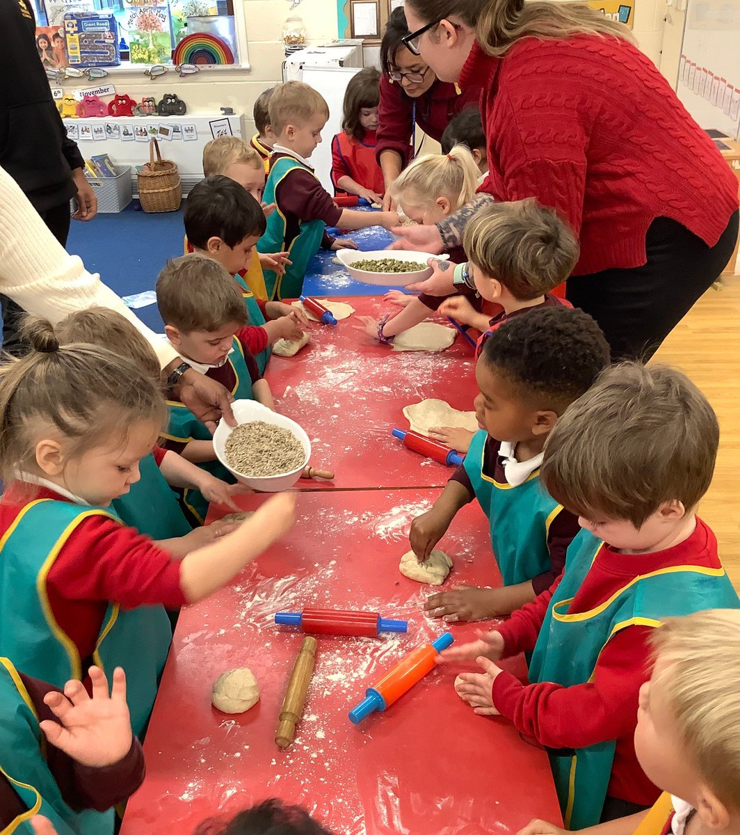 Our nursery children celebrated Diwali through a festive week of activities! They made their own naan breads, decorated clay pots, and created colourful fireworks art. What a wonderful way to learn, create, and share in the festivities together. ✨