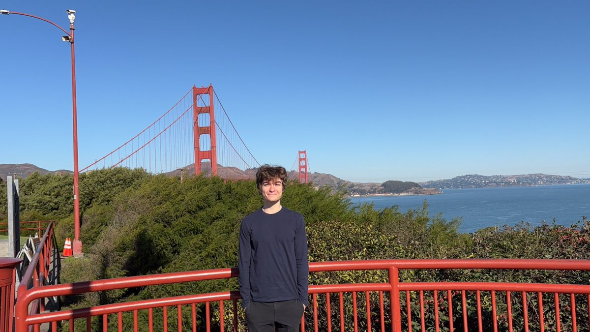 I got out of my Waymo to ask someone to take this pic, and the fking waymo drove off with everything I own in the car.

Bros… it might be so over