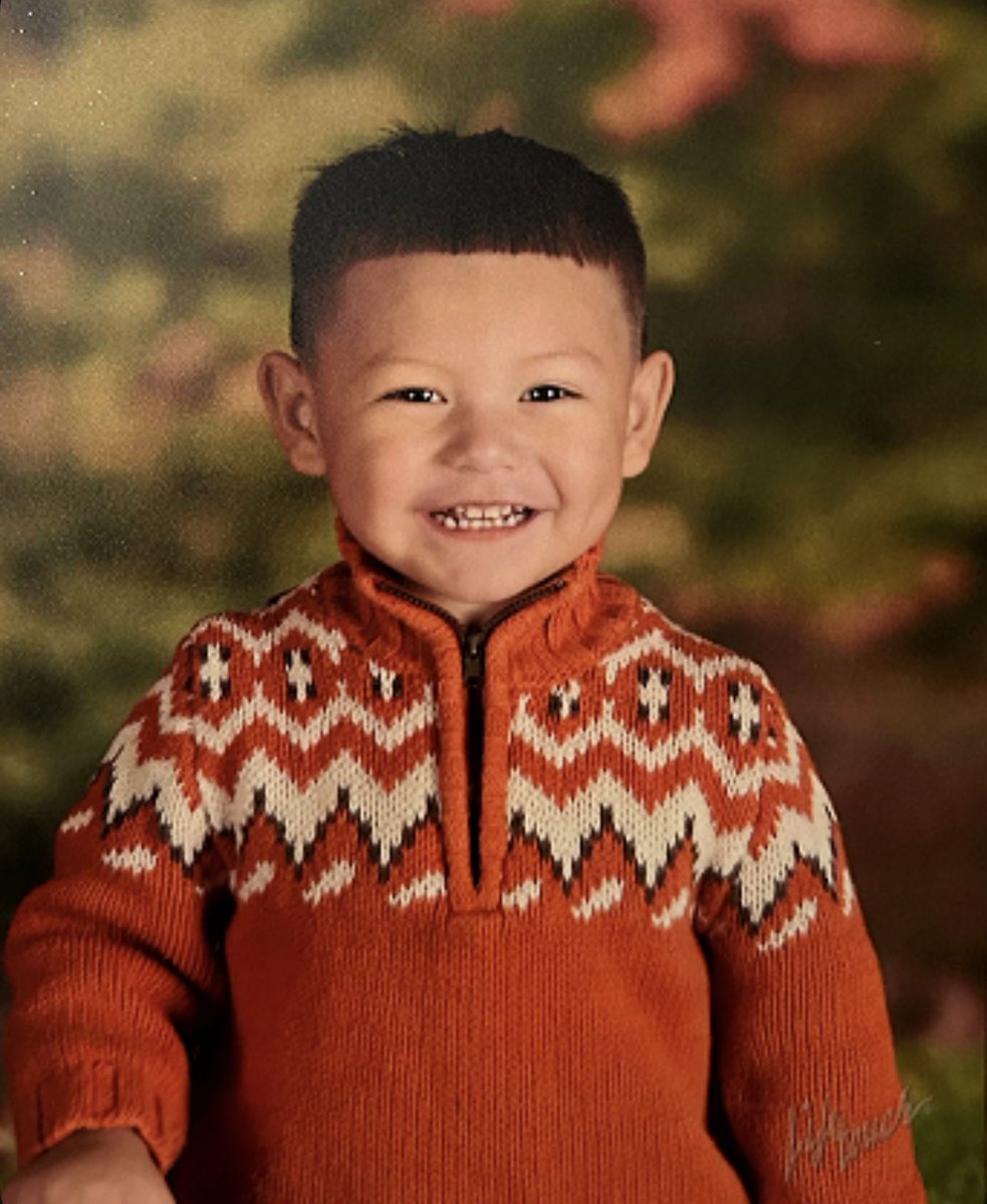 Fall pictures came out TOO cute🍂🥺